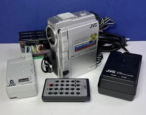 JVC GR-DVM90 Digital Video Camera / Digital Still Bundle Fully Tested & Working - Picture 1 of 16