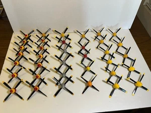 Lote de 36 hélices de avión Hobby RC de 4 hojas con hilandero de nariz para avión P-51 - Imagen 1 de 8