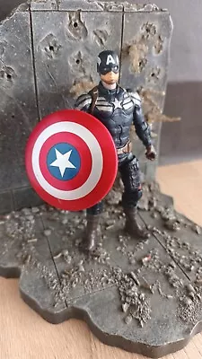 3.75 1:18 Scale custom action figure  Captain América UCM Marvel Universe Scale - Image 1 of 4