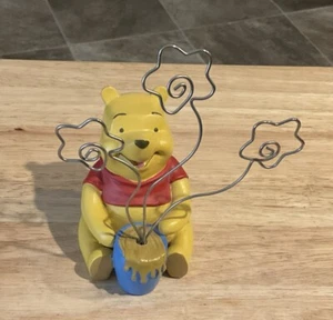 Disney Winnie The Pooh Miel Maceta Estatuilla Metal Flor Foto/Nota Soporte - Imagen 1 de 2