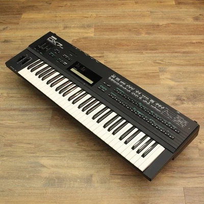 YAMAHA DX7II-FD Digital Programmable Algorithm Synthesizer From Japan - Image 1 of 4