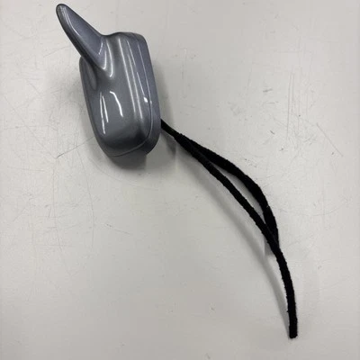Antena de techo Audi A6 2005-2011 aleta de tiburón 4F5035503K cuarzo gris metálico Foto 1 de 4