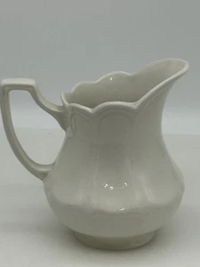 J&G Meakin Royal Staffordshire Heirloom Ironstone Creamer - Picture 1 of 6