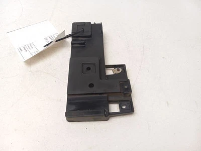 GMC ACADIA 2016 parachoques trasero izquierdo soporte de soporte Foto 1 de 4