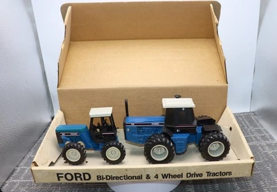 Scale Models Ford 256 Bi-Directional & 846 4 Wheel Drive Tractors 1:32 READ 89 D - Image 1 of 4