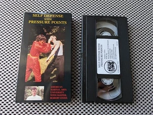 Self Defense With Pressure Points VHS 1991 Robert Lyons - Picture 1 of 3