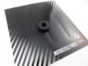 KAWASAKI KZ1100 80-83 JBS SIDE COVER RUBBER GROMMET 92071-056 - Picture 1 of 2