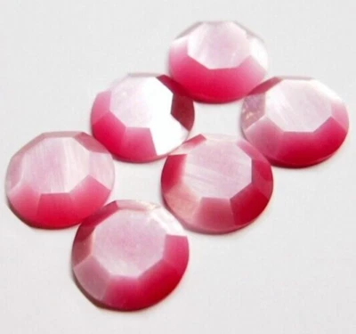 20 Vintage Czech? Pink Rose Glass Cat Eye Faceted Cabochons 11mm Round Flat Back - Image 1 of 4