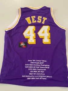Jerry West #44 Signed Purple Lakers Stat Jersey Leaf COA - Bild 1 von 4