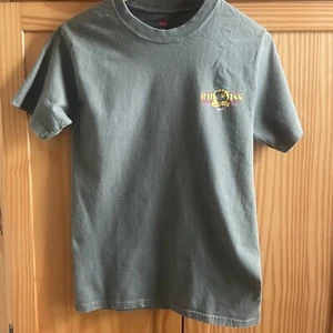 Bad Ass Coffee Company Maui T-Shirt - Sz Small - Picture 1 of 6