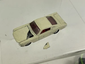 MINI DINKY MECCANO #16 1/65 FORD MUSTANG WHITE DIECAST Scarce - Picture 1 of 11