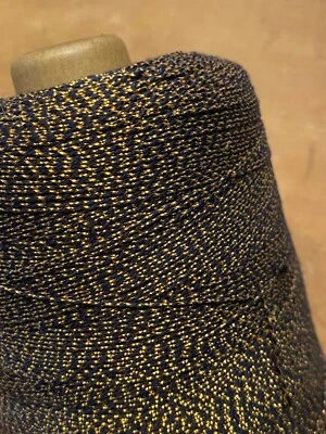 Carrete grande de cuerda de hilo de bordar dorado y negro metálico vintage años 60 Foto 1 de 4