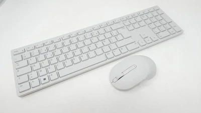 Dell KM5221W White FRENCH Pro Wireless Keyboard & Mouse Combo - 24P94 - Image 1 of 4