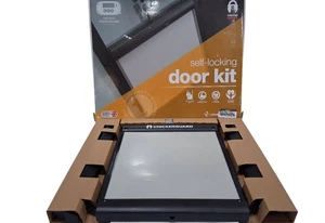 ChickenGuard Automatic Chicken Coop Door Opener & Self-Locking Door Kit w/o Open - Picture 1 of 6