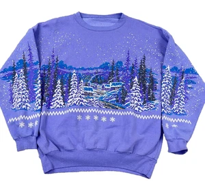 Vintage Natur Sweatshirt Herren XL Lila AOP Hütte Winter Schnee Weihnachtsbaum 90er - Bild 1 von 15