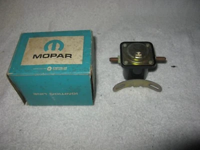 Solenoide de arranque Valiant Plymouth 1960-62 nuevo de stock Foto 1 de 2