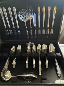 Vtg 68 Piece Nobility Plate Stainless Rose Royal Pattern Silverware W/Box 1939 - Picture 1 of 7