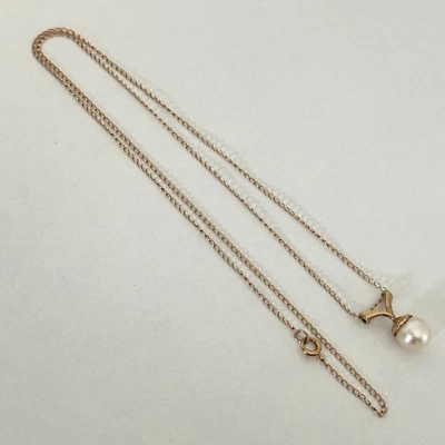 Collar de cadena colgante pequeño de perlas crema genuinas de oro amarillo de 14 quilates de 17" Foto 1 de 4
