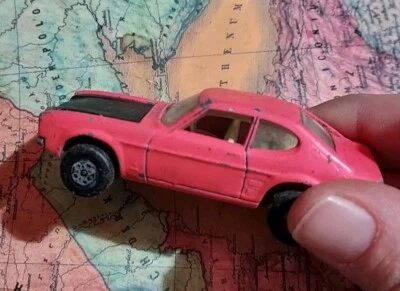 Caja de cerillas vintage 1970 Lesney #54 superrápido Ford Capri capó abierto Foto 1 de 4