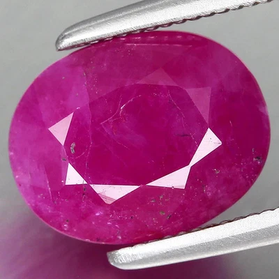 2.79ct t.w 8.9x6.9mm Oval Natural Heated Red Ruby Gemstone, Africa - Image 1 of 4