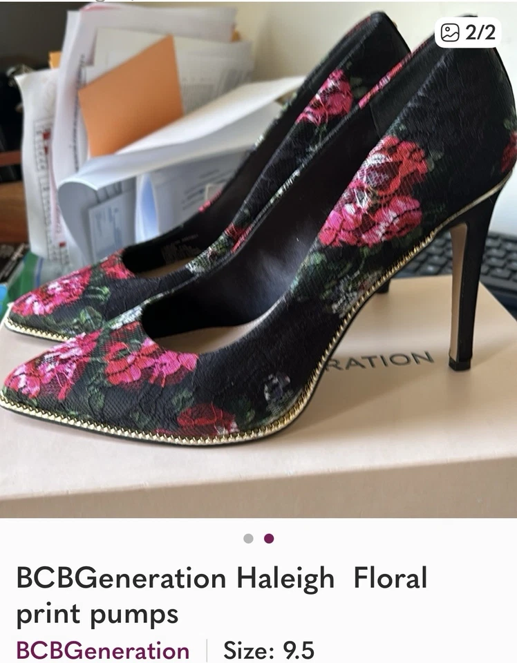 Bombas com estampa floral BCB Generation Haleigh. Tamanho 9,5 - Imagem 1 de 1