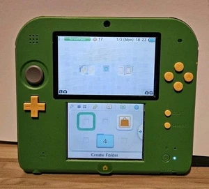 Nintendo 2DS The Legend of Zelda: Ocarina of Time 3D Link Edition Konsole getestet - Bild 1 von 3