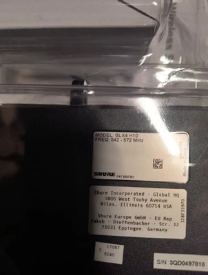 Shure BLX4 H10 Funkempfänger mit Kabel und Shure PG58 Funkmikrofon mit Kabel - Bild 1 von 3