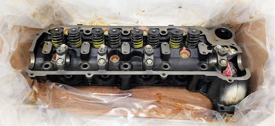 Genuine Toyota 1974-76 Corona OEM 18RC Cylinder Head 11110-39018 NOS New - Изображение 1 из 4