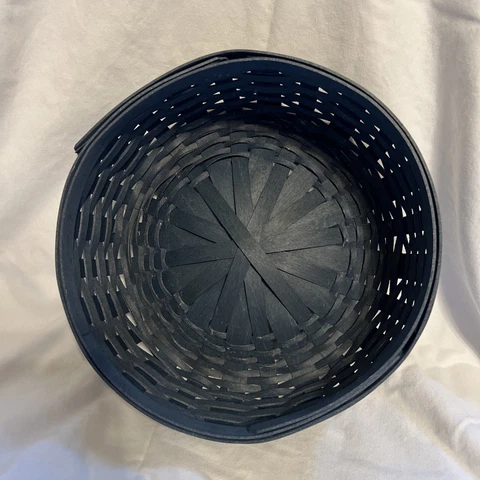 Longaberger 9 Inch Bold Blue Round Keeping Basket 2007 EUC Cover