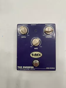 Pedal efecto para guitarra raro T-Rex Engineering The Sweeper bajo analógico coro - Imagen 1 de 5