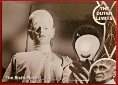 THE OUTER LIMITS - Card #33 - THE SIXTH FINGER - DAVID McCALLUM, JILL HAWORTH - Image 1 of 2