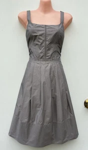 CUE Grey Fine Stripe Fit & Flare Pleat Dress Light Taffetta Feel Fabric sz 12 - Picture 1 of 15