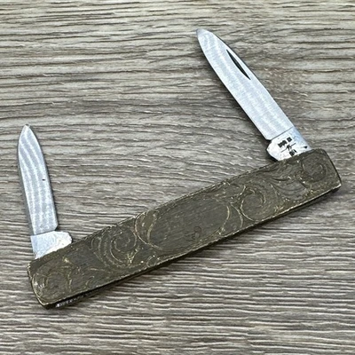 Case XX  276 Scrimshaw Knife Made In USA  10 Dots Brass Handles - Image 1 of 4