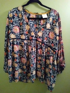 Womans XL Knox Rose Blue and Red 3/4 Sleeve Pleated Blouse V Neck Flowy Summer - Picture 1 of 5