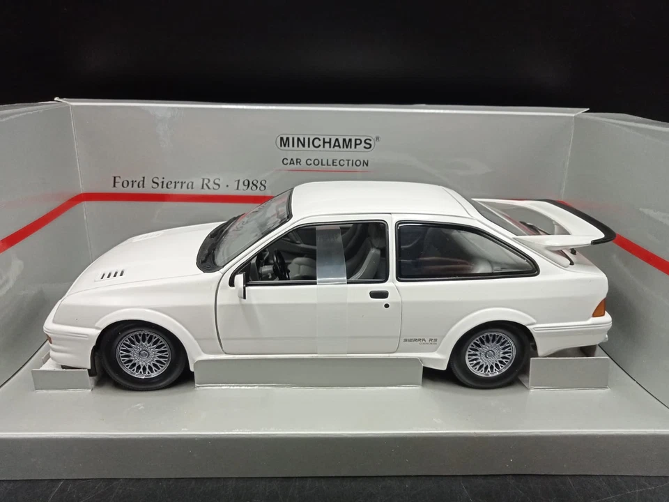 Ford Sierra RS 1988 1/18 Minichamps - Immagine 1 di 4