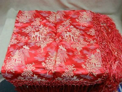 ¡FABULOSA BUFANDA DE PIANO VINTAGE DE JAPÓN ROJA Y DORADA CON FLECOS! ¡COMO NUEVO 33" X 32"! Foto 1 de 4
