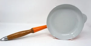 Sartén de hierro fundido esmaltada naranja de 8 pulgadas Royal Chambord Francia de colección - Imagen 1 de 4