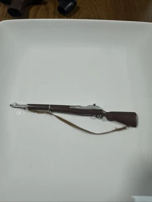 Juego de ataque de combate Hasbro GI Joe #7501 1964 de colección rifle marrón M-1 con correa Foto 1 de 4