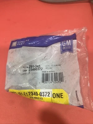 GM OEM NOS Rear Axle Shaft Seal 23490372 Chevy Colorado GMC Canyon 2015-2022 - Image 1 of 4