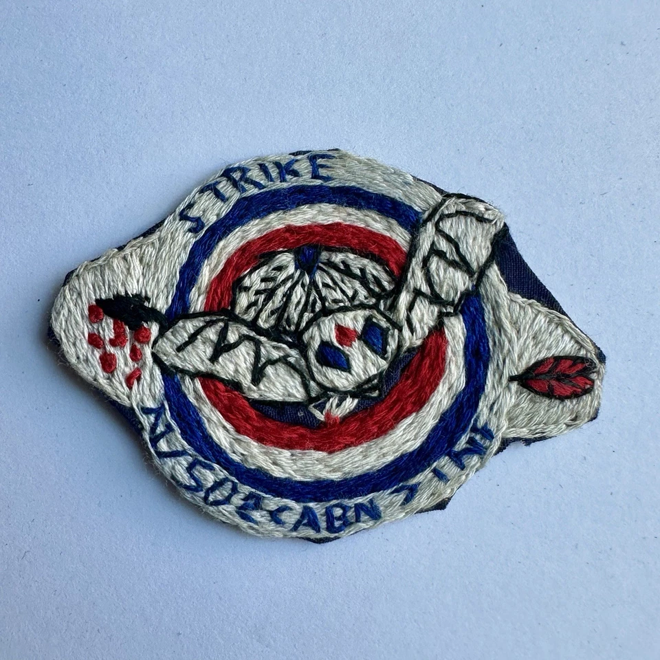 Parche original de ataque aerotransportado hecho en teatro de la guerra de Vietnam Foto 1 de 2