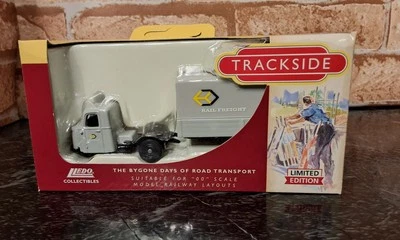 LLEDO TRACKSIDE DG148009 Scammell scarab van/trailer Rail freight  1:76/OO GAUGE - Image 1 of 4