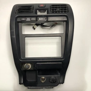 99-02 TOYOTA 4RUNNER OEM FRONT RADIO CLIMATE CENTER DASH PANEL BEZEL (READ DESC) - Foto 1 di 16