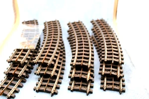 12 SECTIONS LIONEL No. 31 SUPER O CURVED TRACK - Picture 1 of 4
