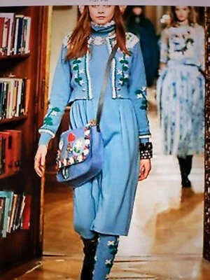 Chanel 2015 PF Pasarela Azul Floral Tejido Lana Cárdigan Suéter Vestido 38Francés Foto 1 de 4