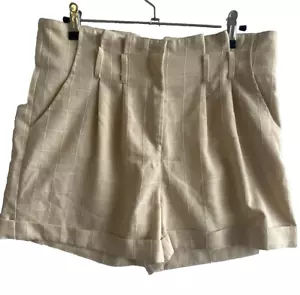 Dotti Ladies Dress Shorts Sz 10 Beige/Cream Large check Pattern- Work or Casual - Foto 1 di 9