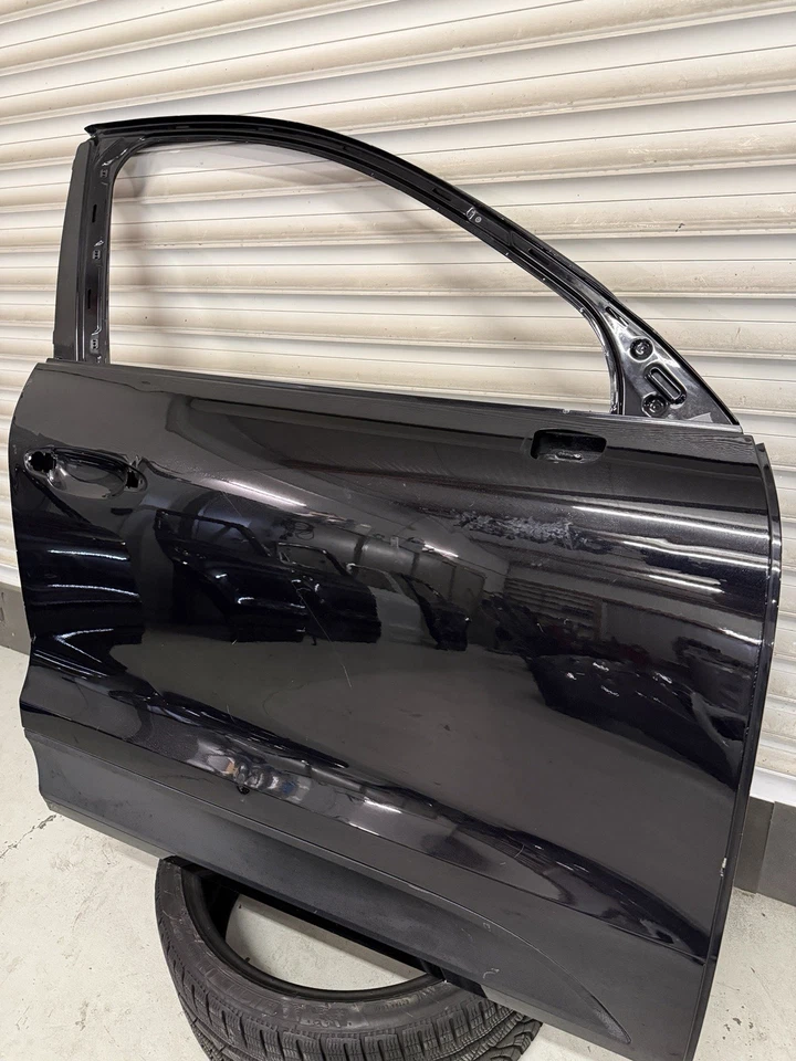 Porsche Macan 95B Genuine Passenger Front Right Door 95B831312A 2014 Onwards - Image 1 of 4