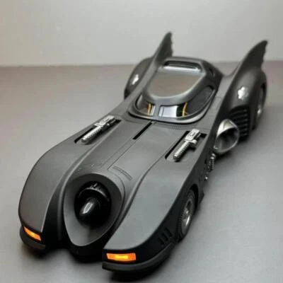 1/24 1989 Batmobile Alloy Diecast Model with Light & Sound - Super Car for Boys - Image 1 of 4