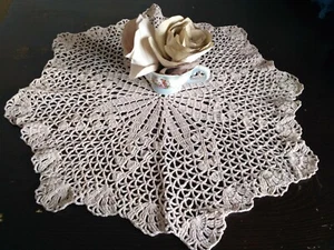 Cotton crochet doily Lace tablecloth Handmade table cover Vintage style - Picture 1 of 5