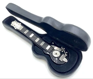 ZX ORIGINAL Guitar-shaped watch Quartz von 2001 - Bild 1 von 17