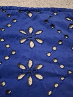 Cocon Commerz Privatsachen Seidentuch Lochstickerei Blau - Bild 1 von 4